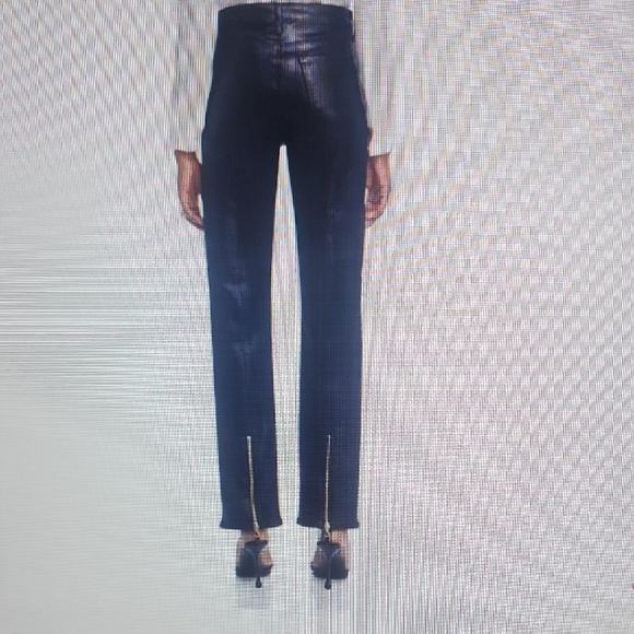 L'AGENCE Ginny High Rise Straight Leg Jeans Coated Noir Zipper Size 26 - Picture 3 of 6
